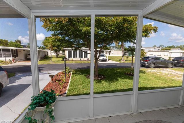 58 Sturbridge LN, Fort Myers, FL 33908