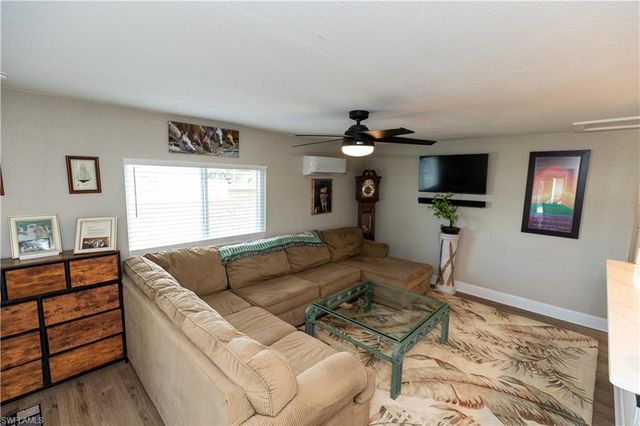 58 Sturbridge LN, Fort Myers, FL 33908