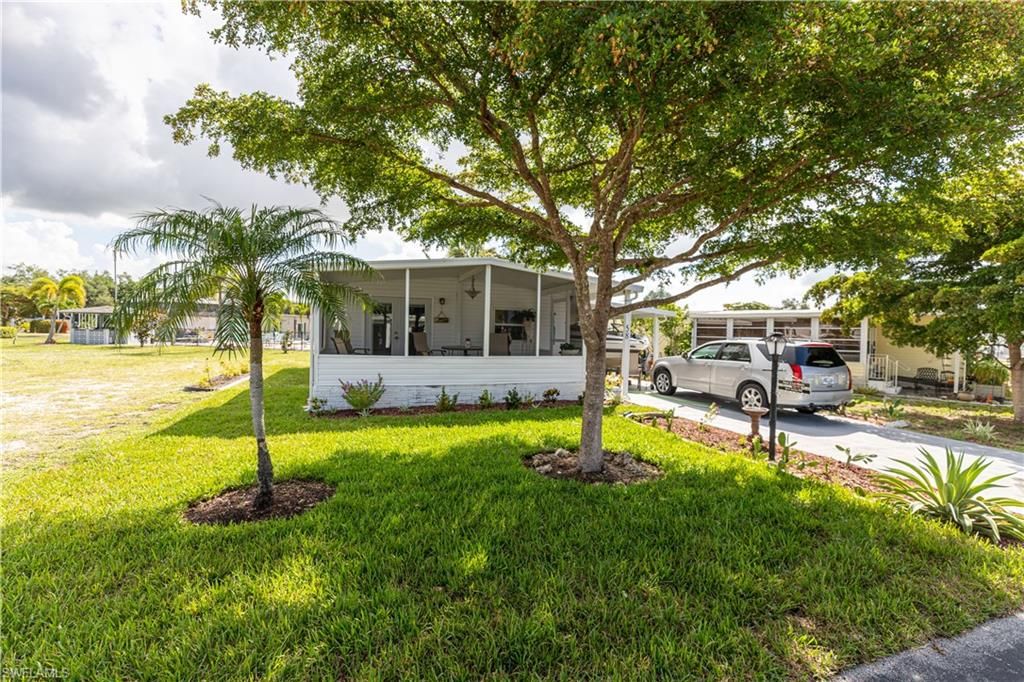 58 Sturbridge LN, Fort Myers, FL 33908