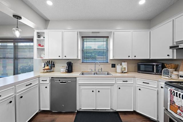 6424 N Sterling Drive, Oklahoma City, OK 73132