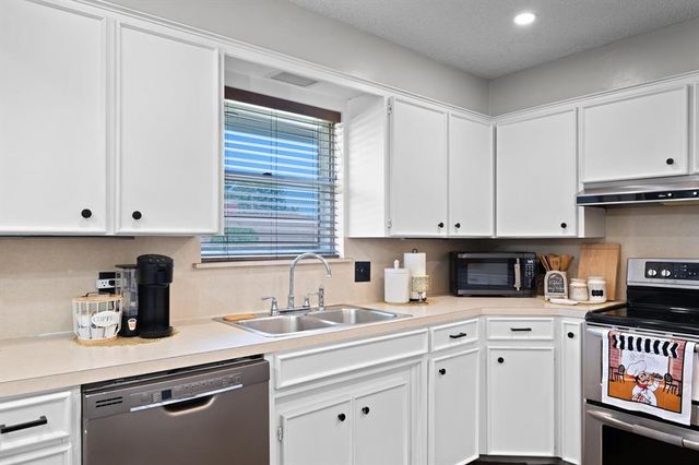 6424 N Sterling Drive, Oklahoma City, OK 73132