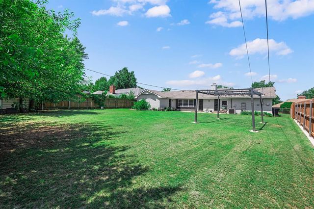 6424 N Sterling Drive, Oklahoma City, OK 73132