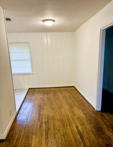 7406 Janak Drive, Houston, TX 77055