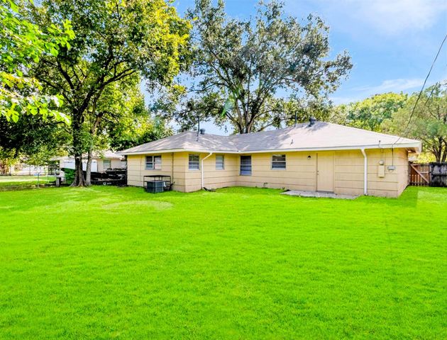 7406 Janak Drive, Houston, TX 77055