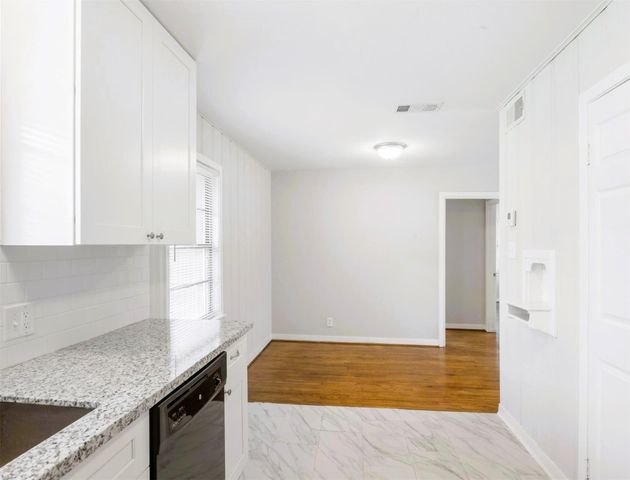 7406 Janak Drive, Houston, TX 77055