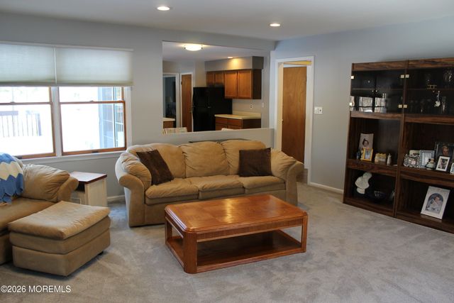 435 Frank Applegate Road, Jackson, NJ 08527