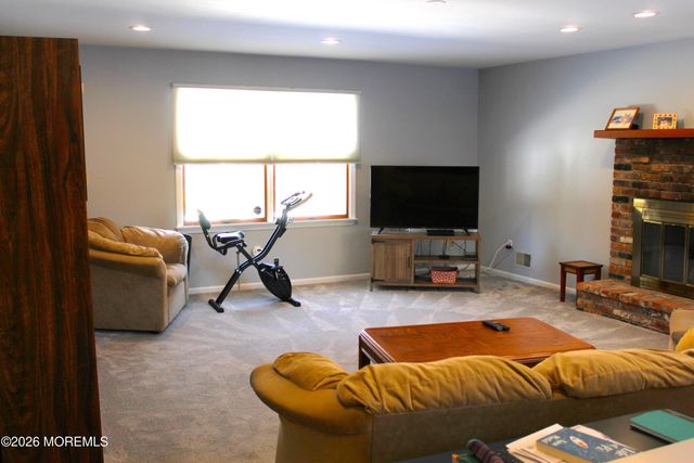 435 Frank Applegate Road, Jackson, NJ 08527