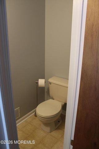 435 Frank Applegate Road, Jackson, NJ 08527