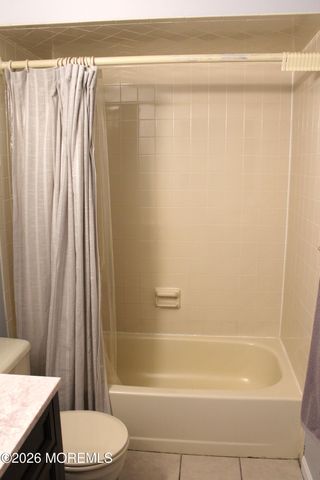 435 Frank Applegate Road, Jackson, NJ 08527