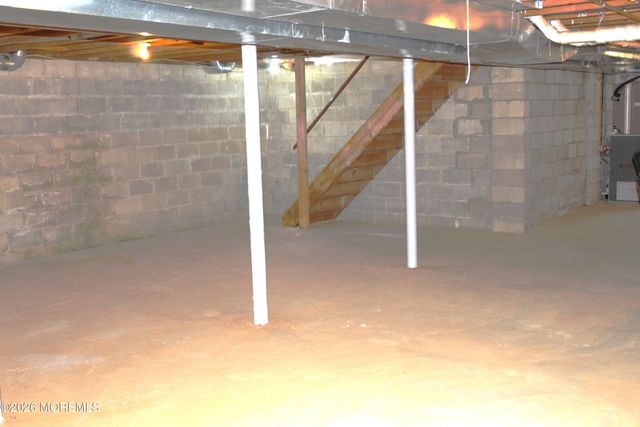 435 Frank Applegate Road, Jackson, NJ 08527