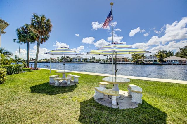 999 N Riverside Drive 11, Pompano Beach, FL 33062