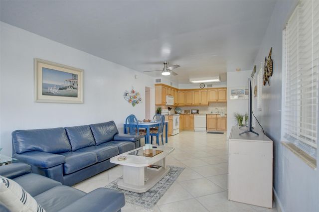 999 N Riverside Drive 11, Pompano Beach, FL 33062