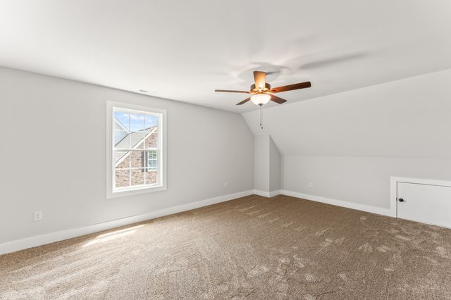 107 Lookout Dr, Winchester, TN 37398