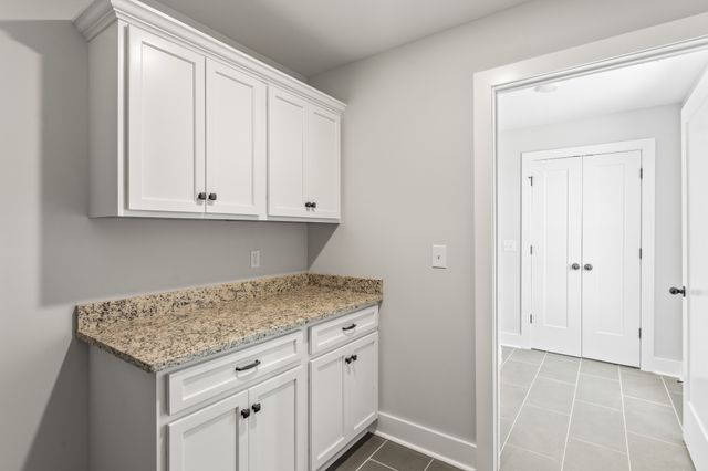 107 Lookout Dr, Winchester, TN 37398