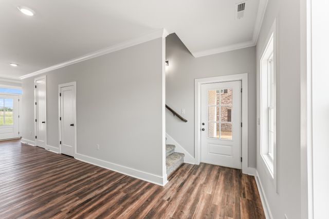 107 Lookout Dr, Winchester, TN 37398