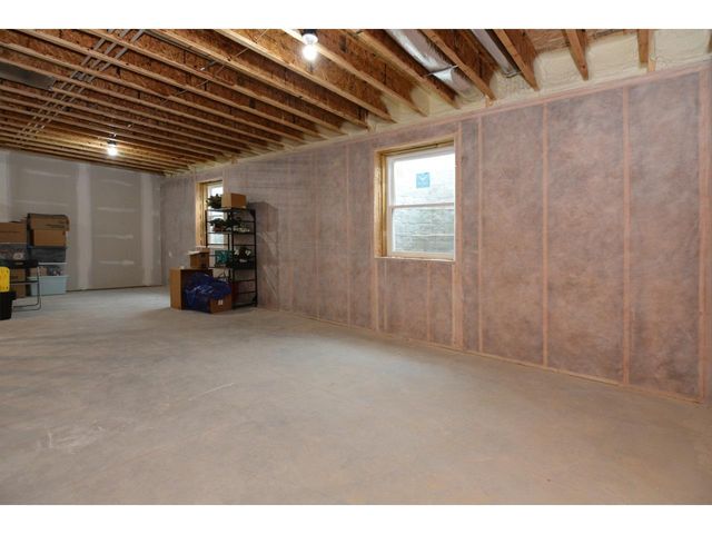 905 Roosevelt Street, Baraboo, WI 53913