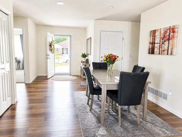 905 Roosevelt Street, Baraboo, WI 53913