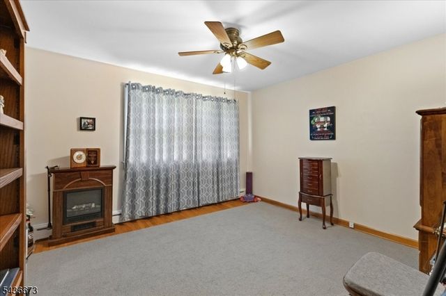 62 New St, Hampton Boro, NJ 08827