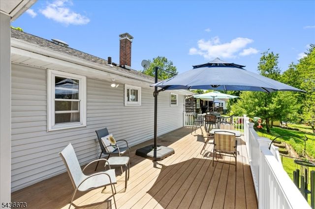 62 New St, Hampton Boro, NJ 08827