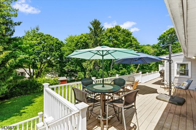 62 New St, Hampton Boro, NJ 08827