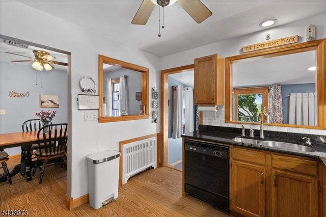 62 New St, Hampton Boro, NJ 08827