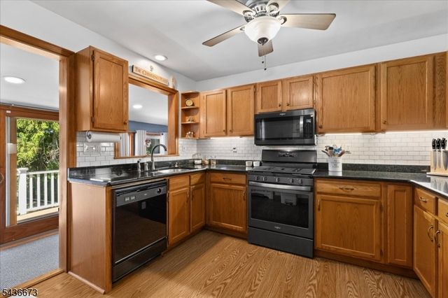 62 New St, Hampton Boro, NJ 08827