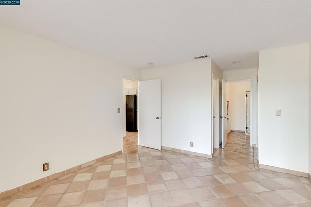 171 Nantucket Ln, Vallejo, CA 94590