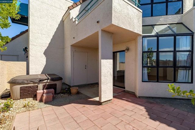 171 Nantucket Ln, Vallejo, CA 94590