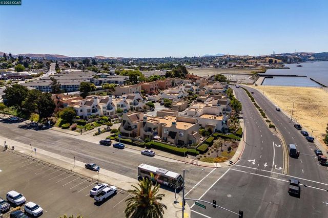 171 Nantucket Ln, Vallejo, CA 94590