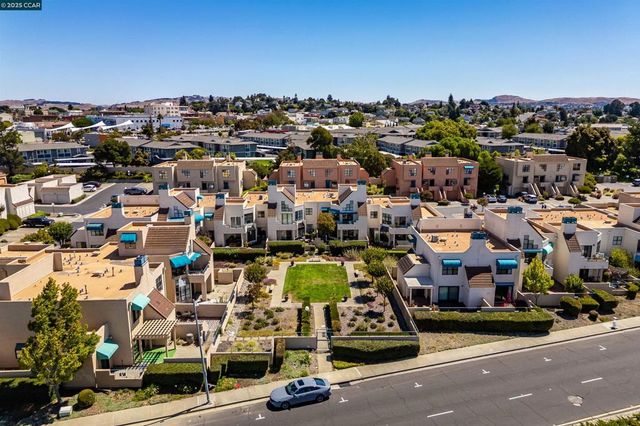 171 Nantucket Ln, Vallejo, CA 94590