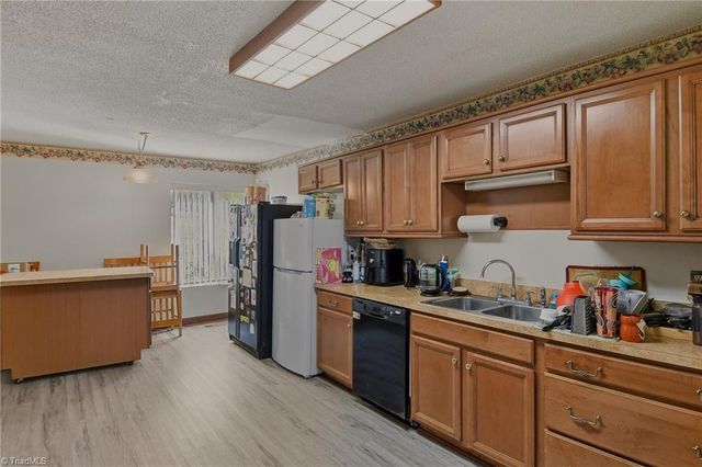 3808 Briarwood Avenue, High Point, NC 27265