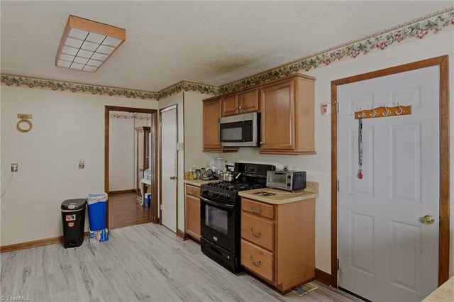 3808 Briarwood Avenue, High Point, NC 27265