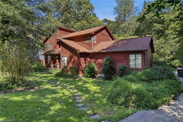 3808 Briarwood Avenue, High Point, NC 27265