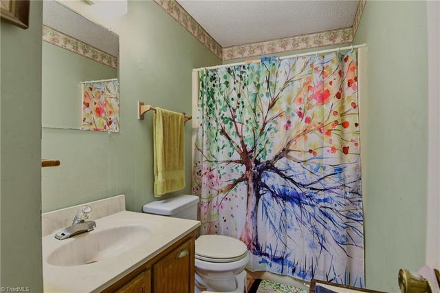 3808 Briarwood Avenue, High Point, NC 27265