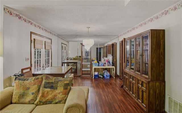 3808 Briarwood Avenue, High Point, NC 27265