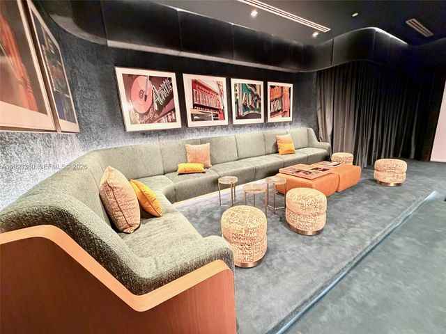 77 SE 5th St 1608, Miami, FL 33131