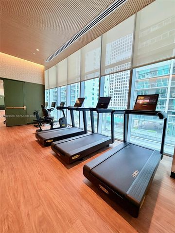 77 SE 5th St 1608, Miami, FL 33131