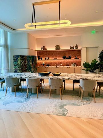 77 SE 5th St 1608, Miami, FL 33131