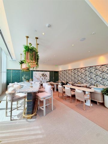 77 SE 5th St 1608, Miami, FL 33131