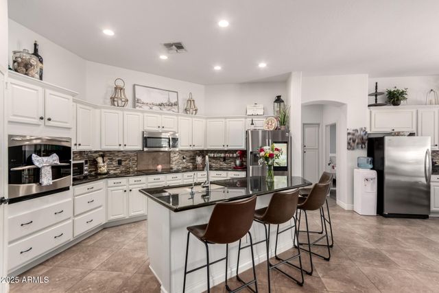 4706 E DES MOINES Street, Mesa, AZ 85205