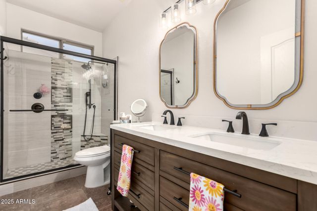 4706 E DES MOINES Street, Mesa, AZ 85205