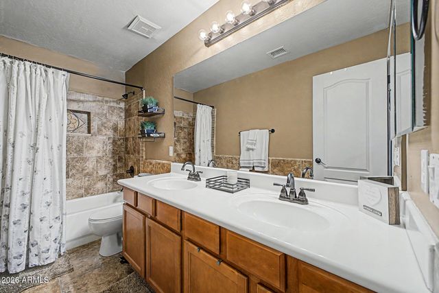 4706 E DES MOINES Street, Mesa, AZ 85205