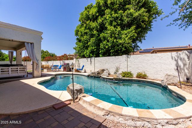 4706 E DES MOINES Street, Mesa, AZ 85205
