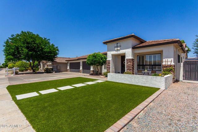 4706 E DES MOINES Street, Mesa, AZ 85205