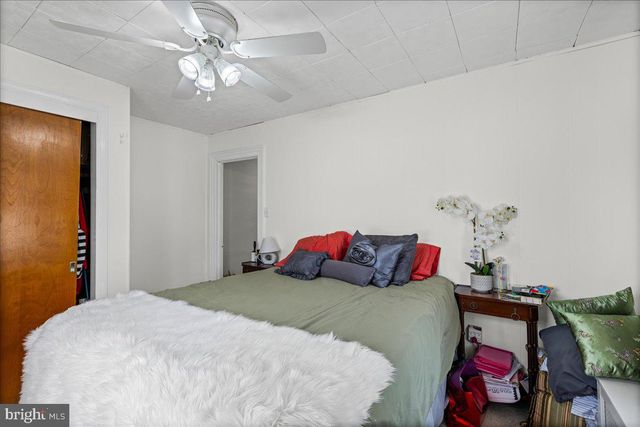 218 SANHICAN DR, Trenton, NJ 08618