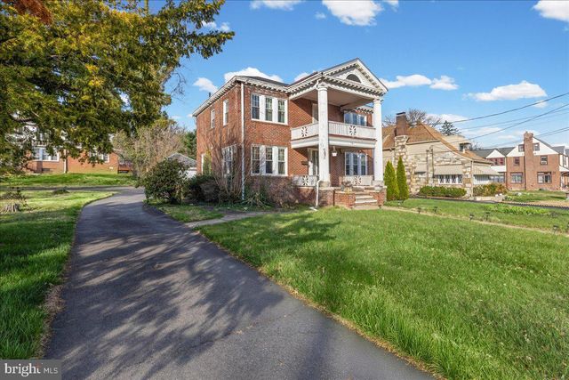 218 SANHICAN DR, Trenton, NJ 08618