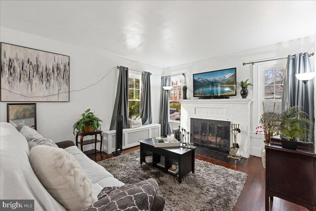 218 SANHICAN DR, Trenton, NJ 08618