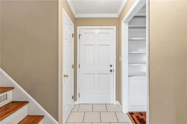 4 Holdsworth Court, Greensboro, NC 27455