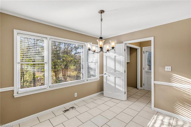 4 Holdsworth Court, Greensboro, NC 27455