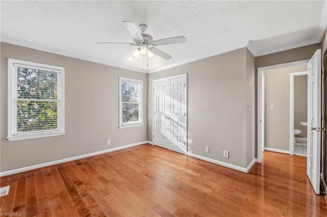 4 Holdsworth Court, Greensboro, NC 27455